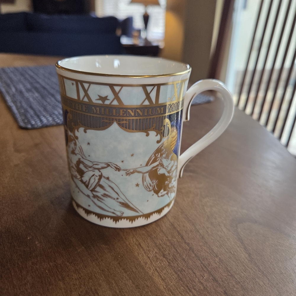 Royal Worcester Millennium Commemorative Mug Made In England